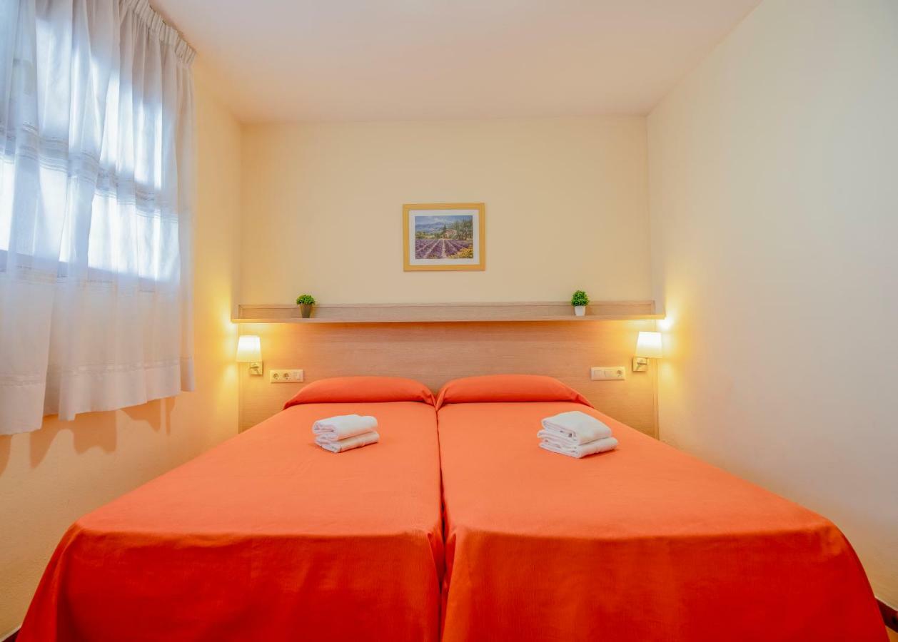 Rentalmar Azahar Salou Bagian luar foto